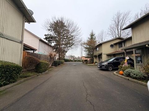 Tiny photo for 1141 Progress Drive #A, Medford, OR 97504 (MLS # 220213177)