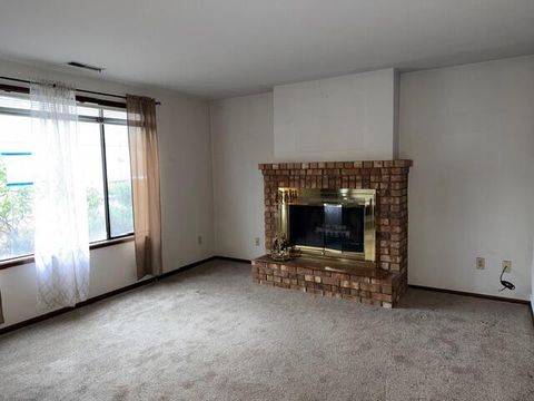 Tiny photo for 1141 Progress Drive #A, Medford, OR 97504 (MLS # 220213177)