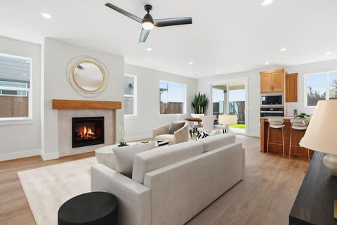 Tiny photo for 60843 SE Epic Place, Bend, OR 97702 (MLS # 220219450)