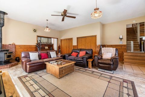 Tiny photo for 12776 Antler Drive, Klamath Falls, OR 97603 (MLS # 220220098)