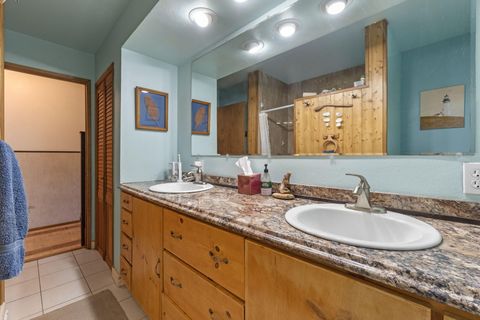 Tiny photo for 12776 Antler Drive, Klamath Falls, OR 97603 (MLS # 220220098)