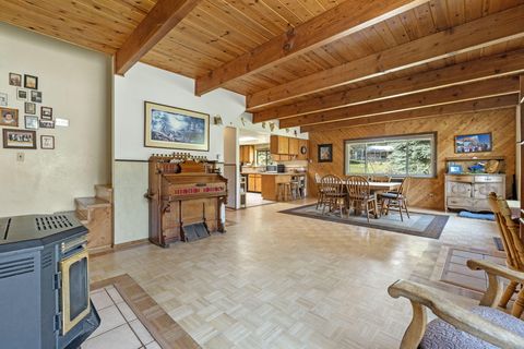 Tiny photo for 12776 Antler Drive, Klamath Falls, OR 97603 (MLS # 220220098)