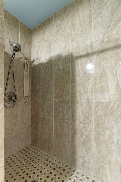 Tiny photo for 12776 Antler Drive, Klamath Falls, OR 97603 (MLS # 220220098)