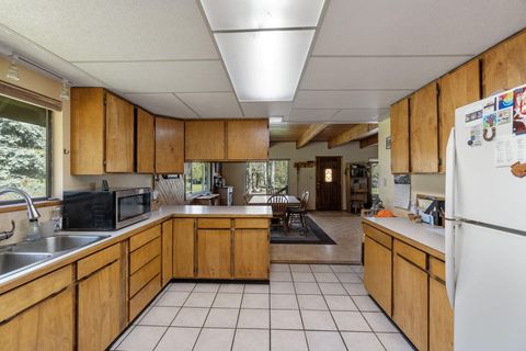 Tiny photo for 12776 Antler Drive, Klamath Falls, OR 97603 (MLS # 220220098)