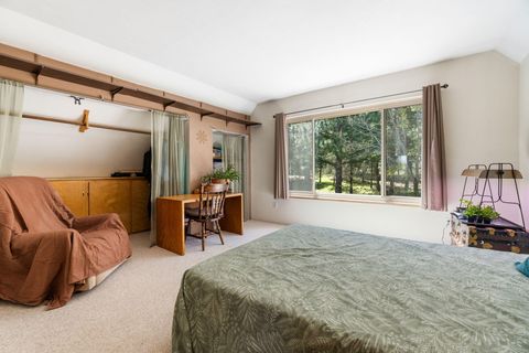 Tiny photo for 12776 Antler Drive, Klamath Falls, OR 97603 (MLS # 220220098)