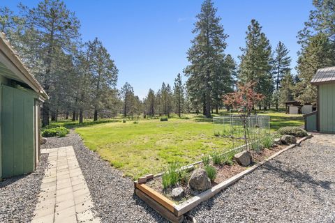 Tiny photo for 12776 Antler Drive, Klamath Falls, OR 97603 (MLS # 220220098)