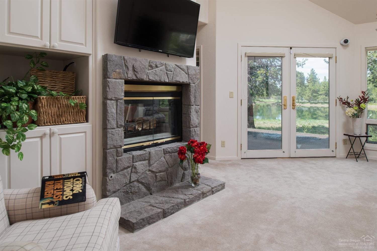 Fairway Point Villag - Residential