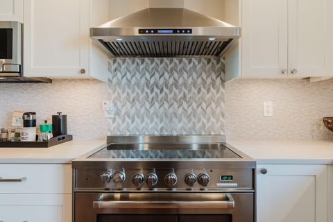 Tiny photo for 20795 Arago Circle, Bend, OR 97703 (MLS # 220219869)