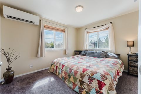 Tiny photo for 20795 Arago Circle, Bend, OR 97703 (MLS # 220219869)