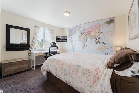 Tiny photo for 20795 Arago Circle, Bend, OR 97703 (MLS # 220219869)