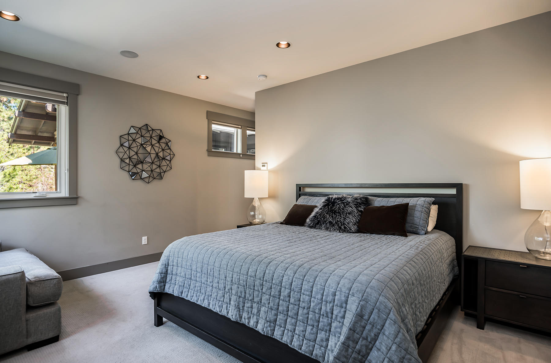 Broken Top - Residential