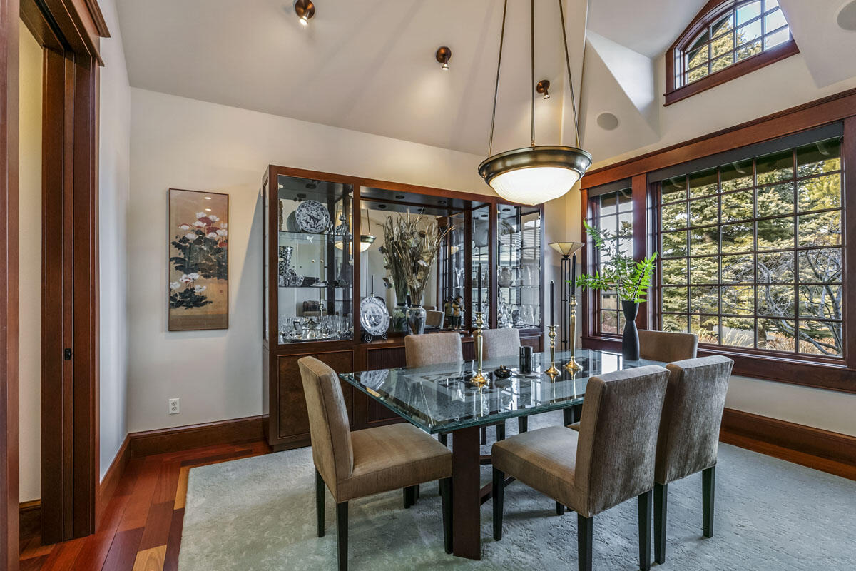 Broken Top - Residential