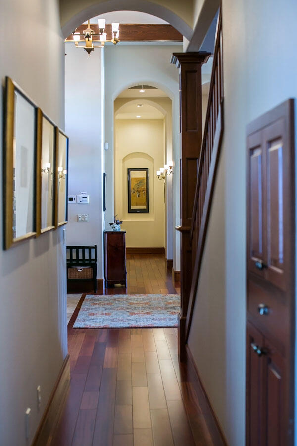 Broken Top - Residential