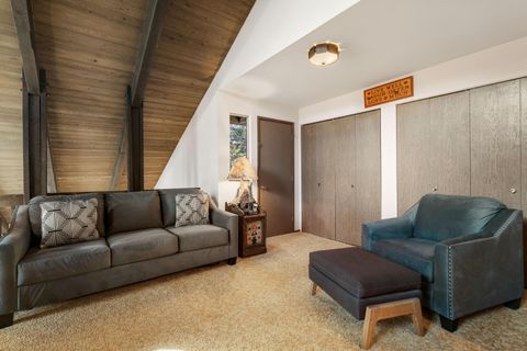 Tiny photo for 57057 Tennis Village Lane, Sunriver, OR 97707 (MLS # 220214993)