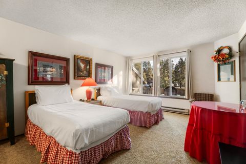 Tiny photo for 57057 Tennis Village Lane, Sunriver, OR 97707 (MLS # 220214993)