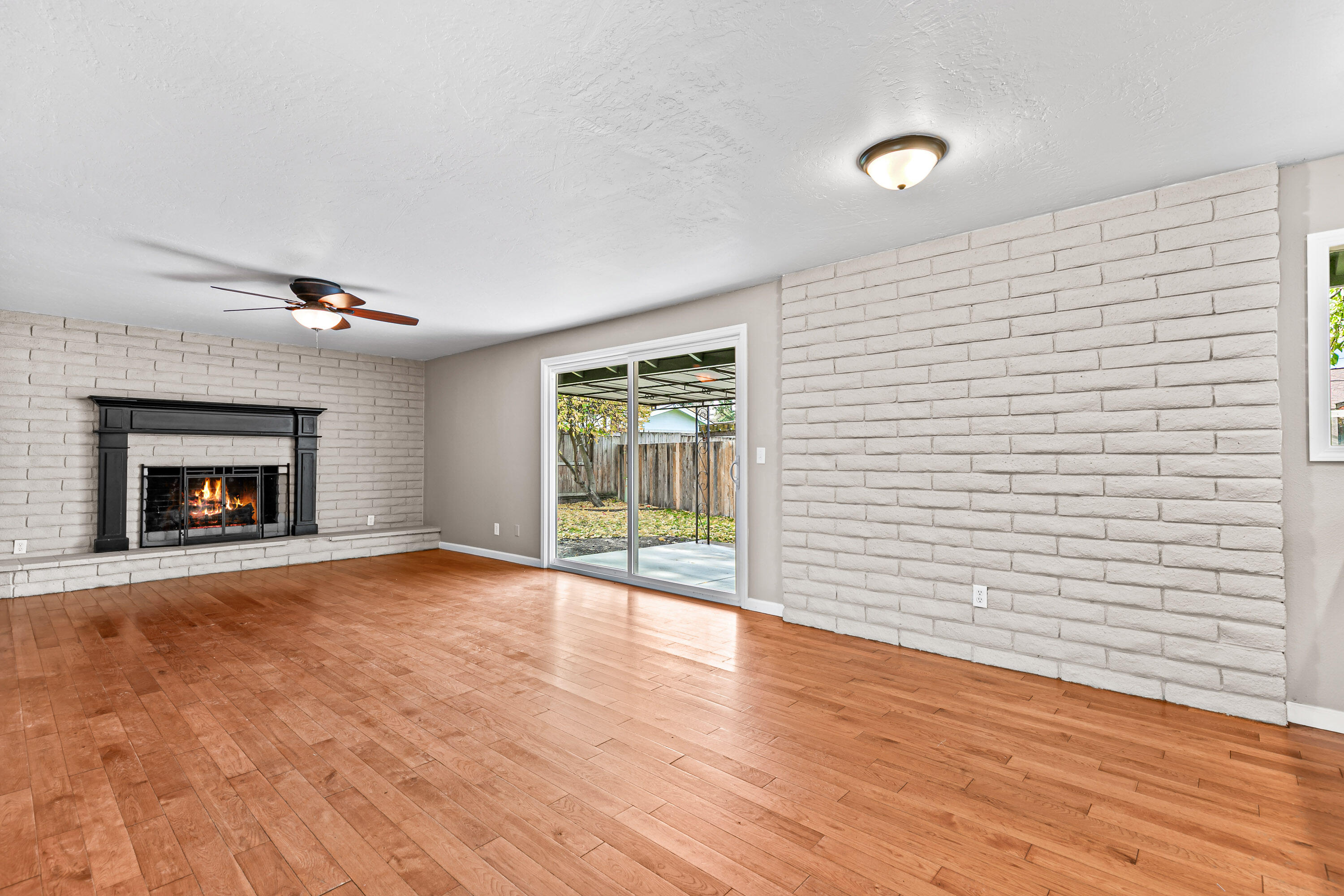 D'anjou Village Unit No 3 - Residential