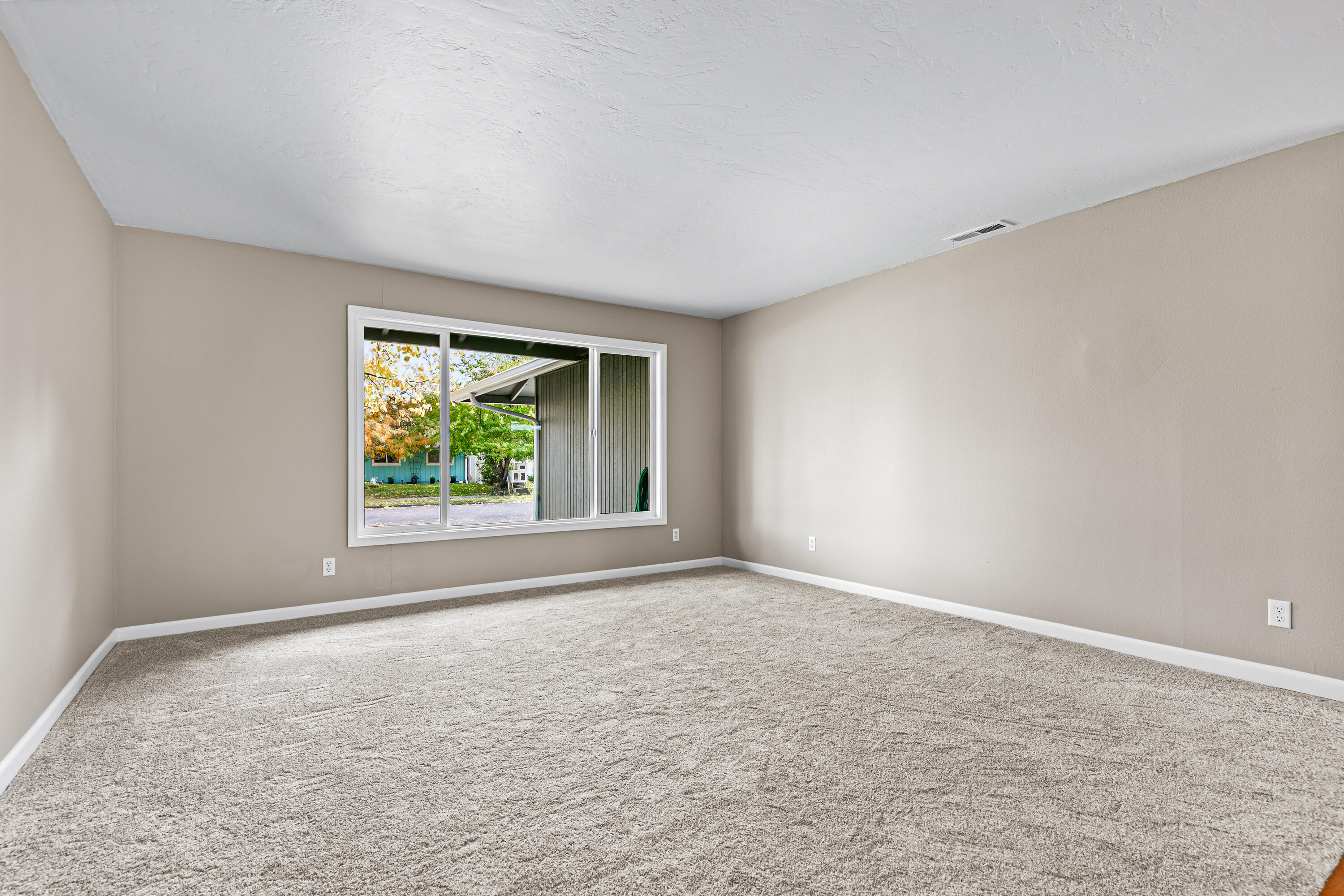 D'anjou Village Unit No 3 - Residential