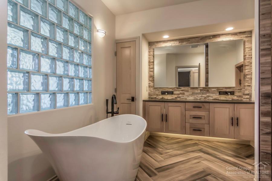 Revere Renaissance - Residential