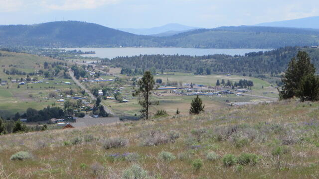 Paradise Hill - Land