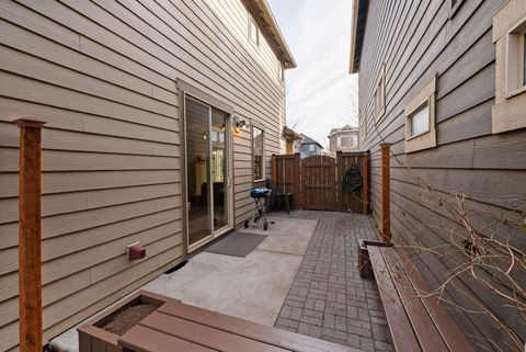 Tiny photo for 20760 NE Smoke Stack Lane, Bend, OR 97701 (MLS # 220215166)