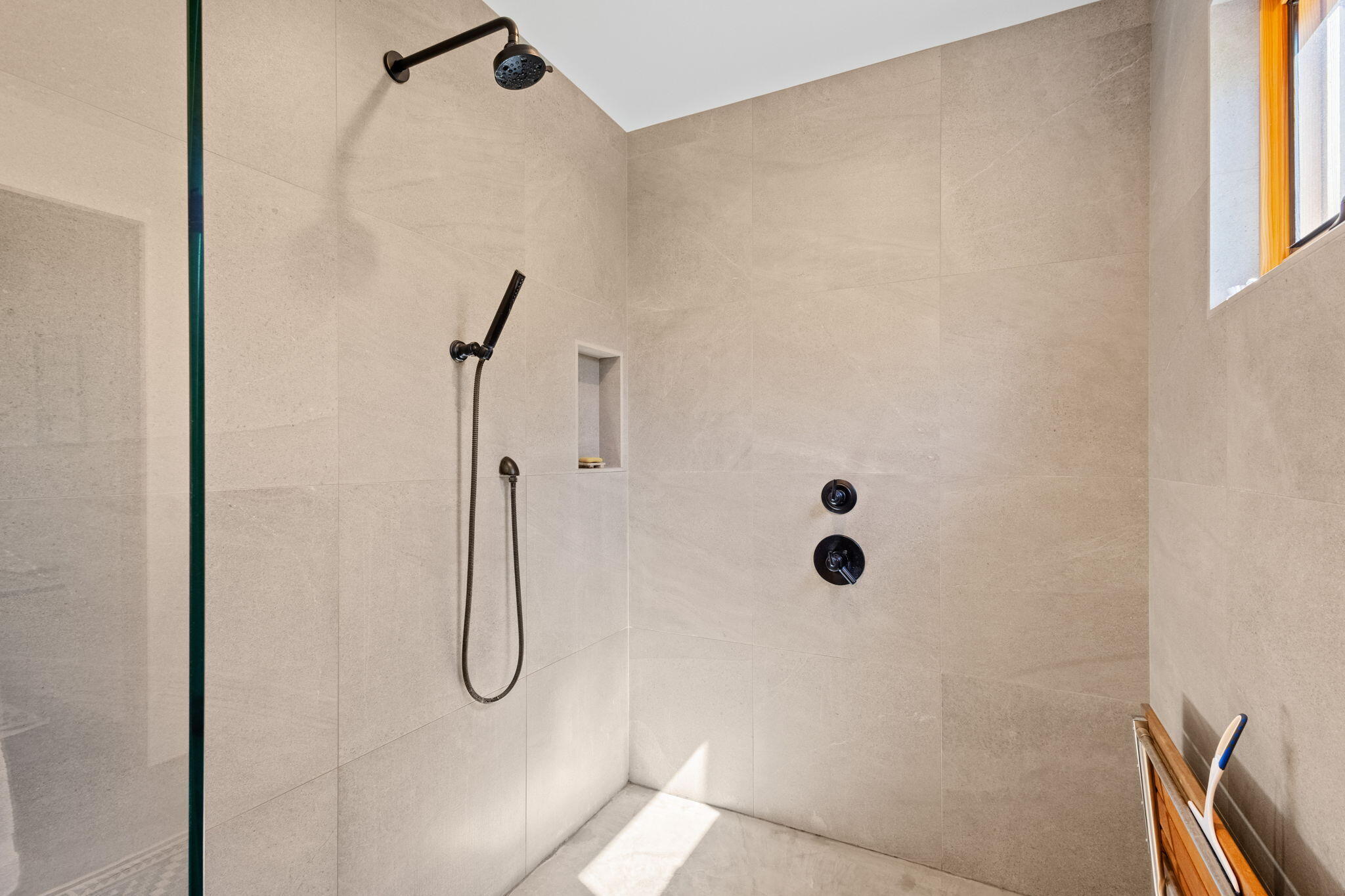 Squaw Creek Canyon - Residential