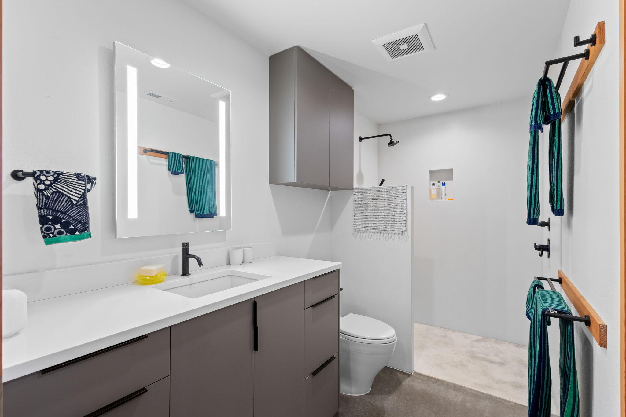 Squaw Creek Canyon - Residential