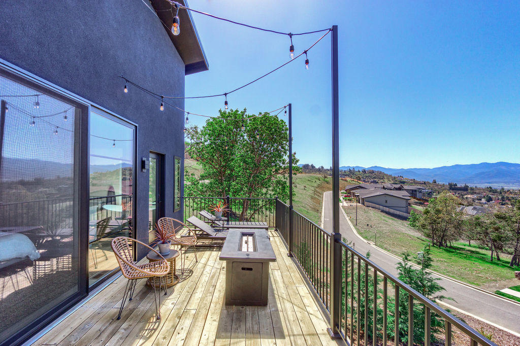 Innsbruck Ridge At Vista Pointe Phase 1 And 2 - Residential