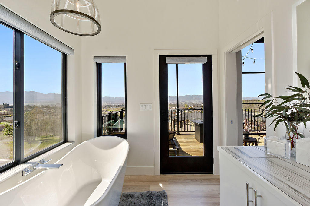Innsbruck Ridge At Vista Pointe Phase 1 And 2 - Residential