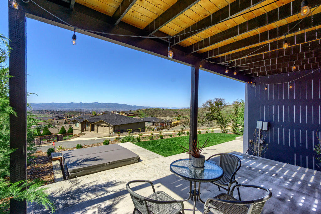 Innsbruck Ridge At Vista Pointe Phase 1 And 2 - Residential