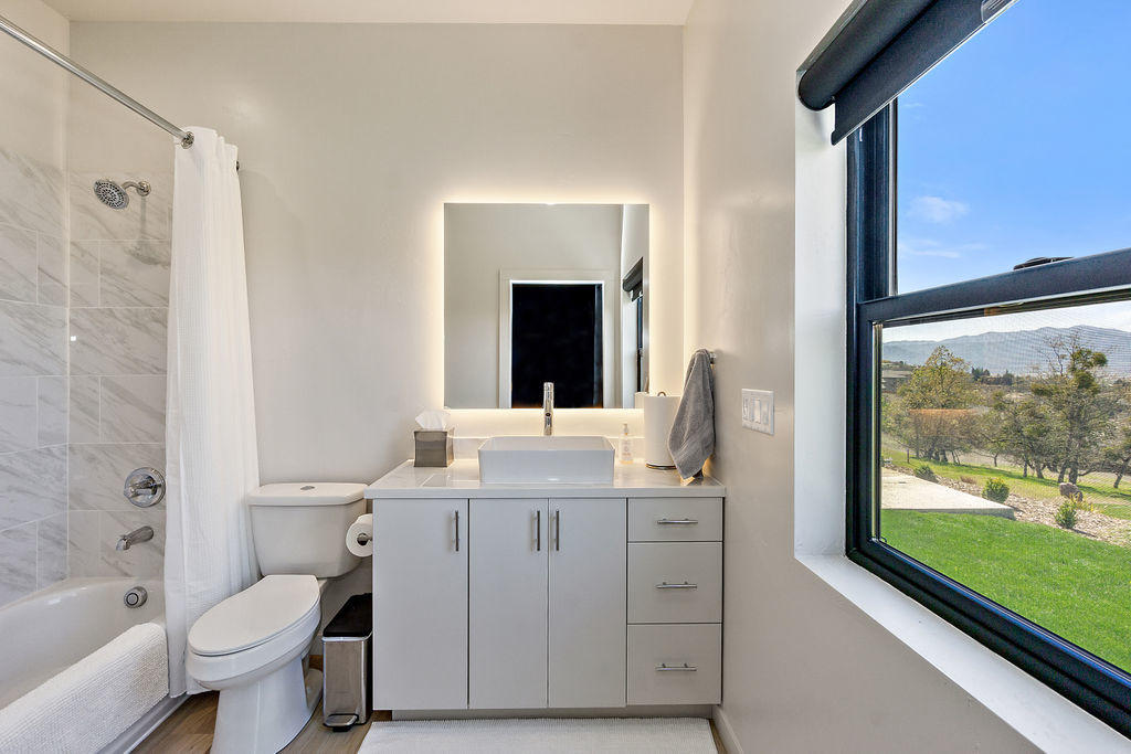 Innsbruck Ridge At Vista Pointe Phase 1 And 2 - Residential