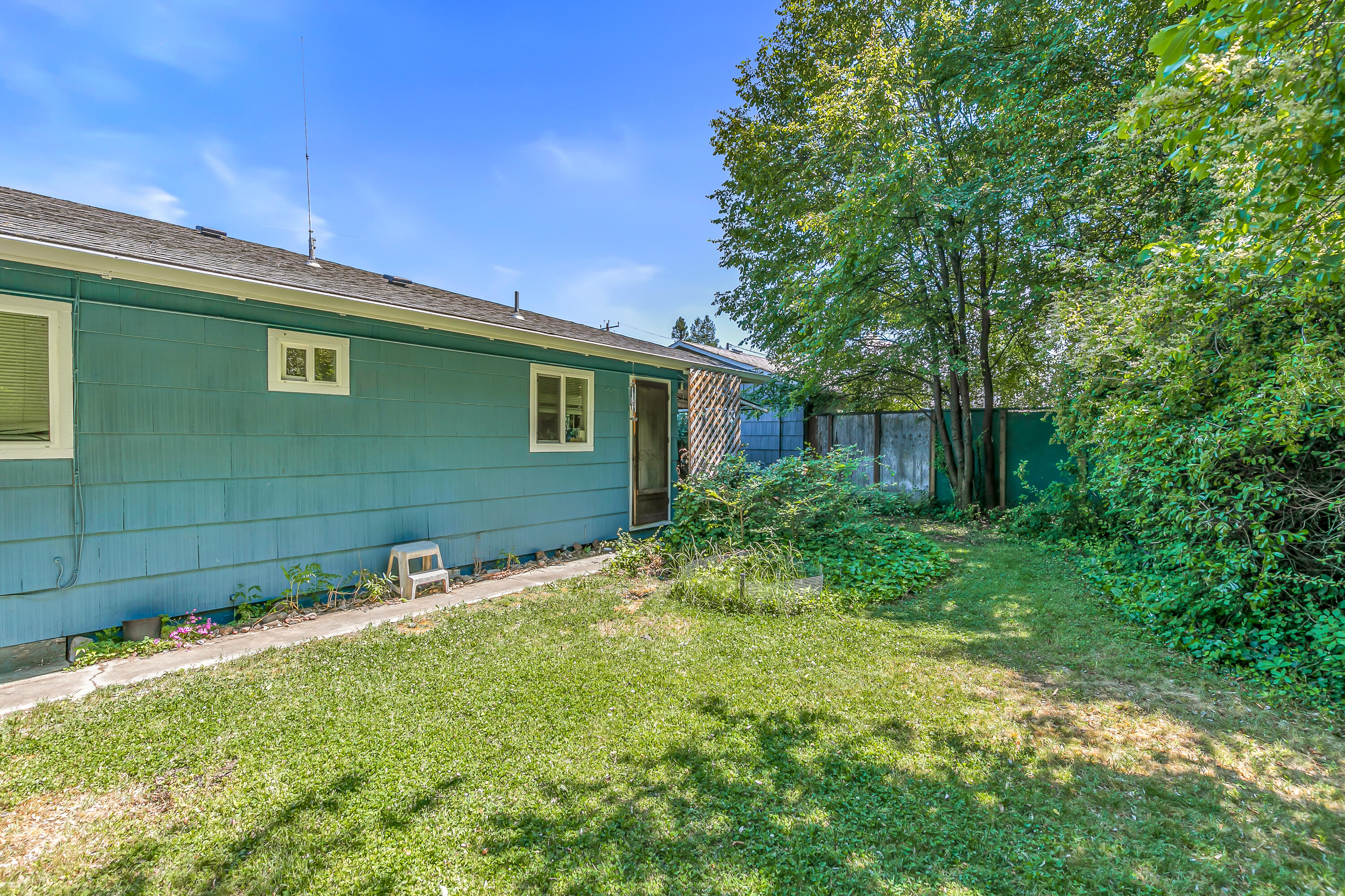 West Main Plaza - Residential Income