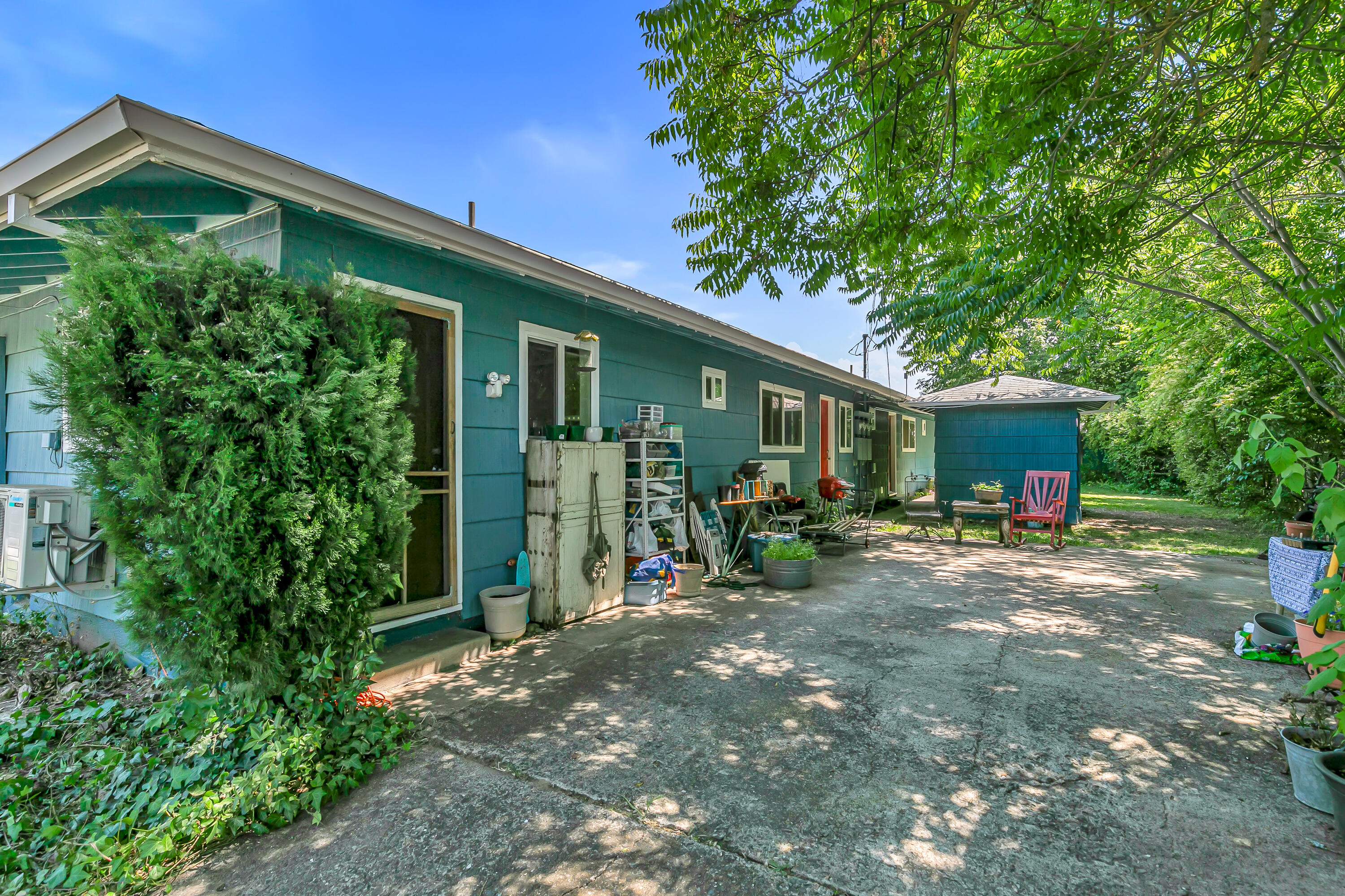 West Main Plaza - Residential Income