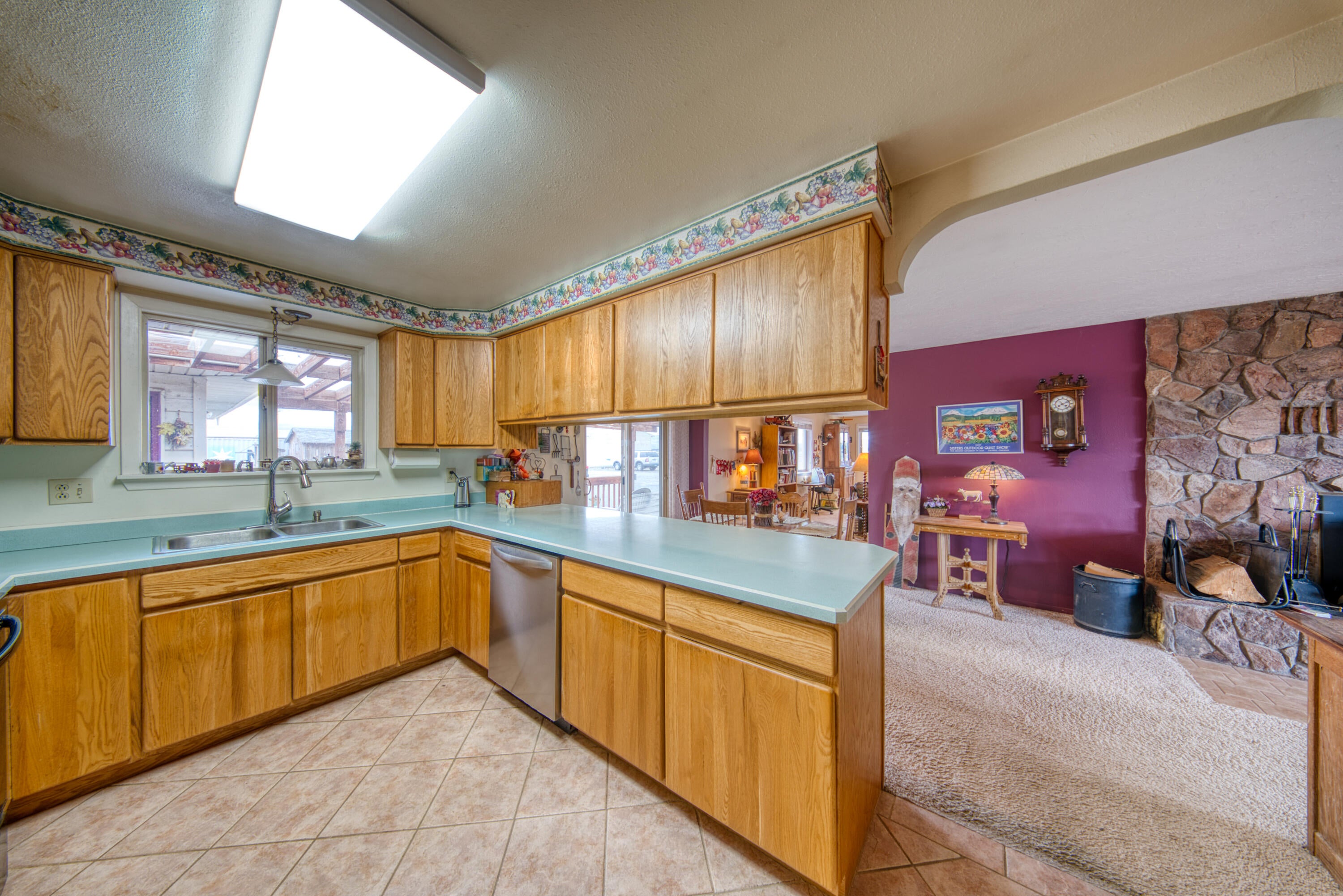 26690 Horsell Rd, Bend, OR, 97701, USA, 3 Bedrooms Bedrooms, ,2 BathroomsBathrooms,Residential,Active,26690 Horsell Rd,220216024