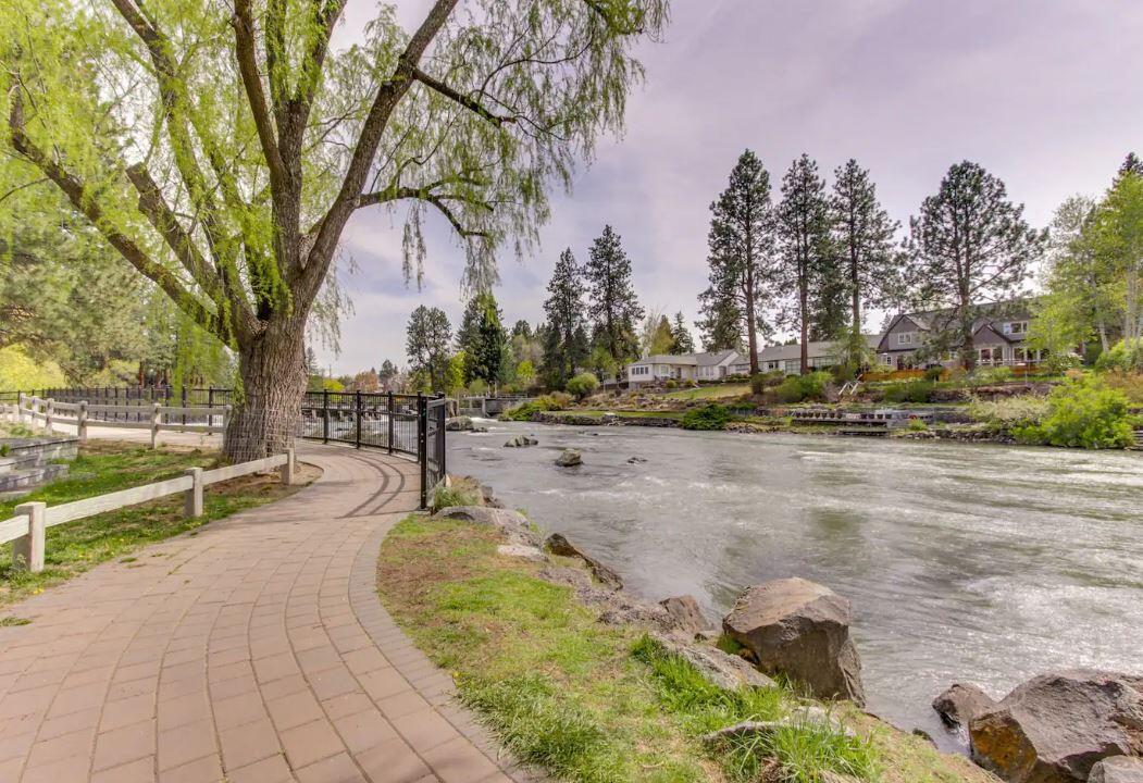 Pioneer Park Condominium - Residential