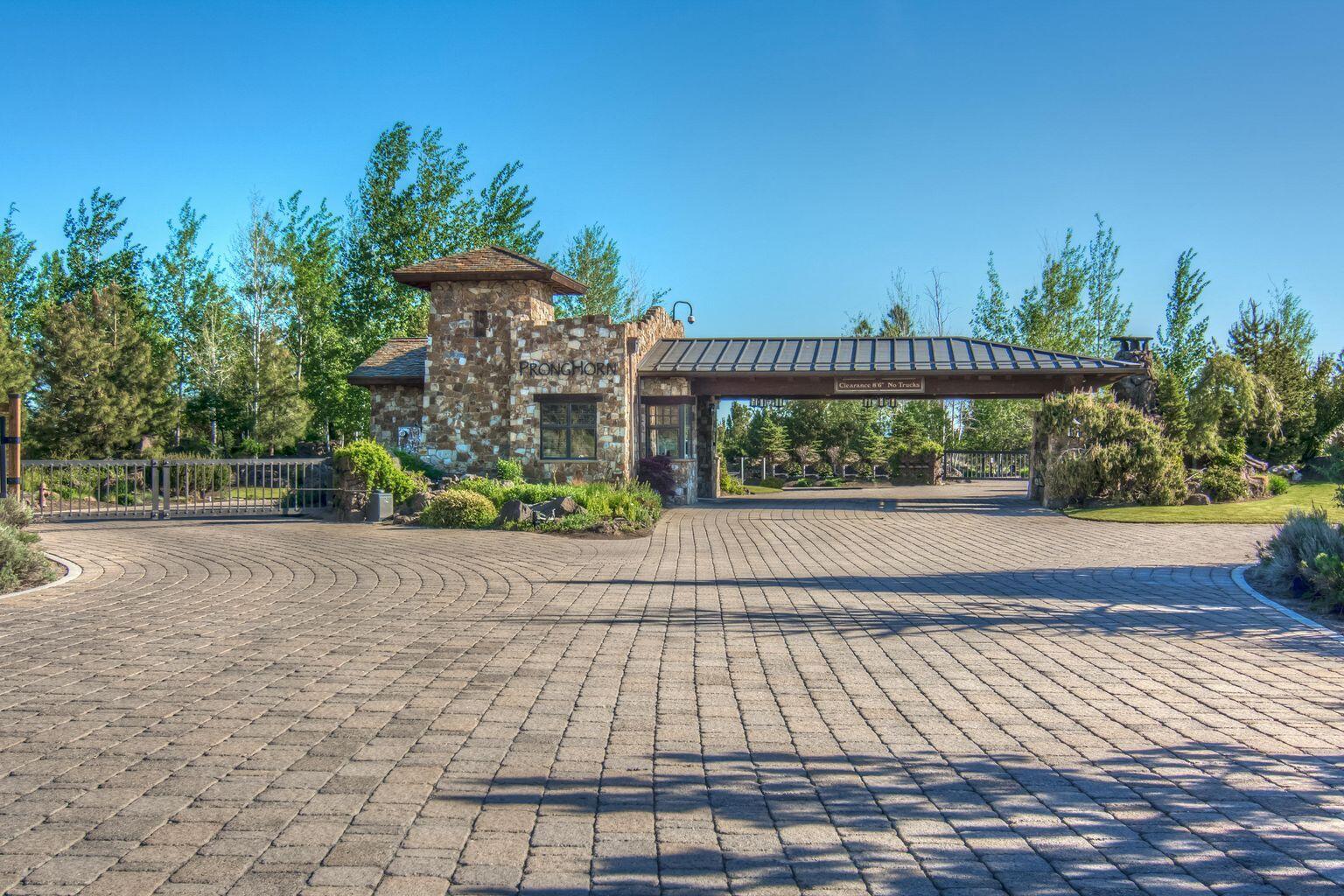 65980 Pronghorn Estates Drive 75