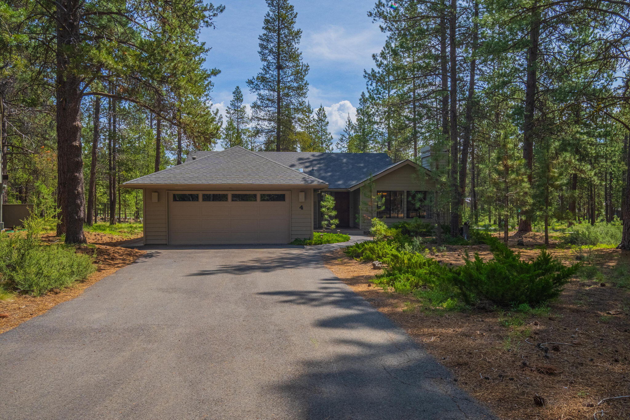 18020 Sandhill Lane 4