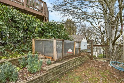 Tiny photo for 730 Grover Street, Ashland, OR 97520 (MLS # 220215191)