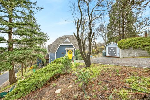 Tiny photo for 730 Grover Street, Ashland, OR 97520 (MLS # 220215191)