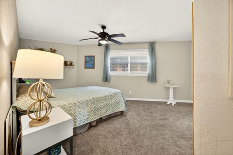 Tiny photo for 730 Grover Street, Ashland, OR 97520 (MLS # 220215191)