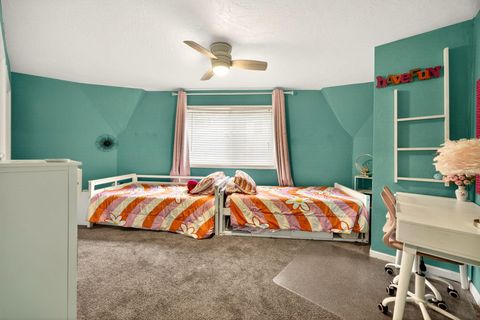 Tiny photo for 730 Grover Street, Ashland, OR 97520 (MLS # 220215191)