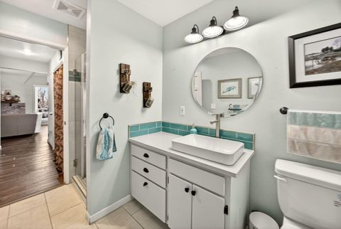 Tiny photo for 730 Grover Street, Ashland, OR 97520 (MLS # 220215191)