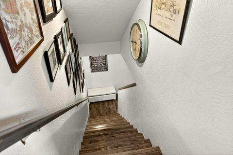 Tiny photo for 730 Grover Street, Ashland, OR 97520 (MLS # 220215191)