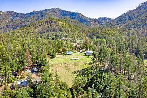 Tiny photo for 2467 Eastside Road, Jacksonville, OR 97530 (MLS # 220210900)