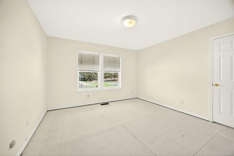 Tiny photo for 2467 Eastside Road, Jacksonville, OR 97530 (MLS # 220210900)