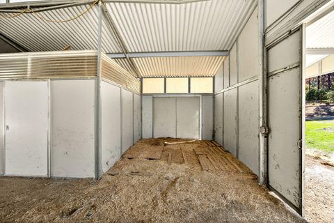 Tiny photo for 2467 Eastside Road, Jacksonville, OR 97530 (MLS # 220210900)