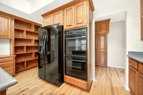 Tiny photo for 2467 Eastside Road, Jacksonville, OR 97530 (MLS # 220210900)