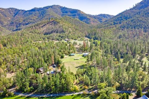 Tiny photo for 2467 Eastside Road, Jacksonville, OR 97530 (MLS # 220210900)