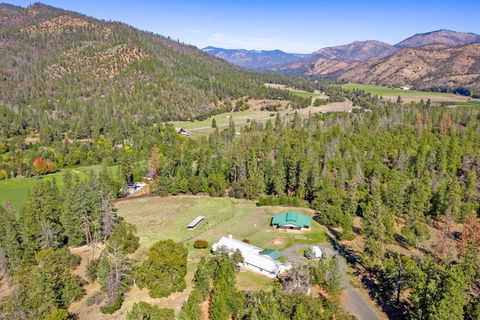 Tiny photo for 2467 Eastside Road, Jacksonville, OR 97530 (MLS # 220210900)