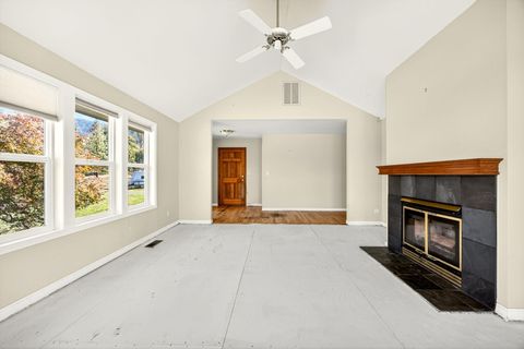 Tiny photo for 2467 Eastside Road, Jacksonville, OR 97530 (MLS # 220210900)