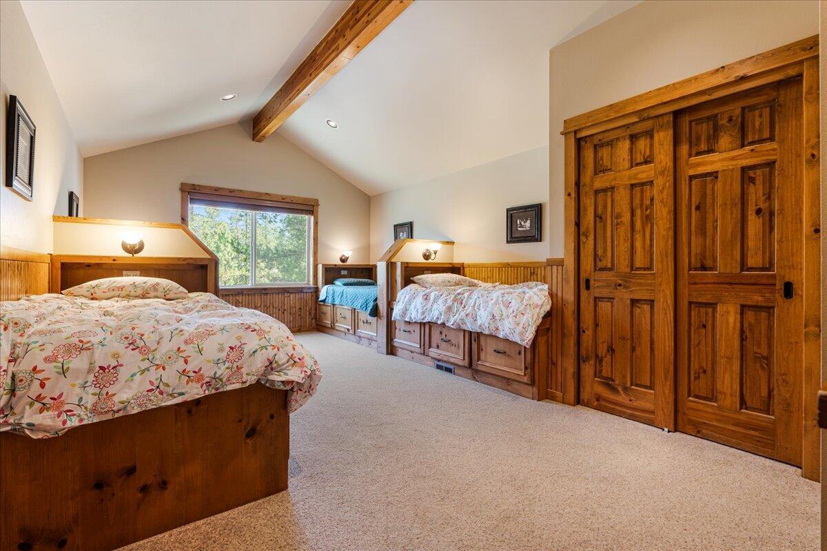 Fairway Crest Village - Residential